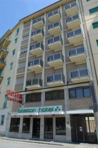 Hotel Boston Livorno Bagian luar foto