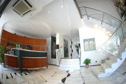 Hotel Boston Livorno Bagian luar foto